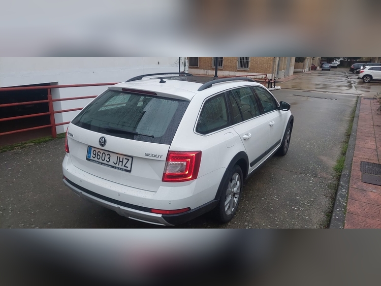 Skoda Octavia 2.0 184CV  foto 8